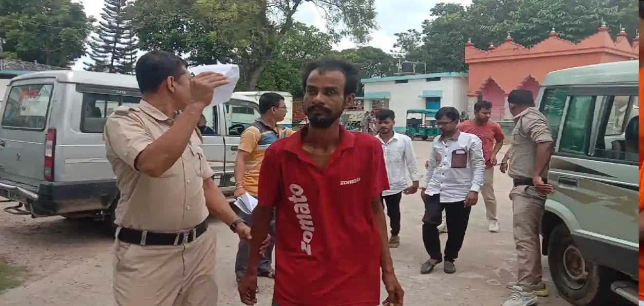 বৈধ নথি ছাড়াই ভারতে বসবাস! শান্তিপুরে পাকড়াও বাংলাদেশি যুবক, পাঠানো হলো গয়েশপুরের ডিটেনশন সেন্টারে