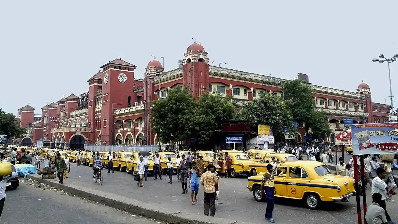 resizeplus_065.STARTED_FROM_HOTEL_MANISH_ON_14.08.2017_AT_02-30_P.M._FOR_HOWRAH_RAILWAY_STATION_BY_HIRED_TAXI