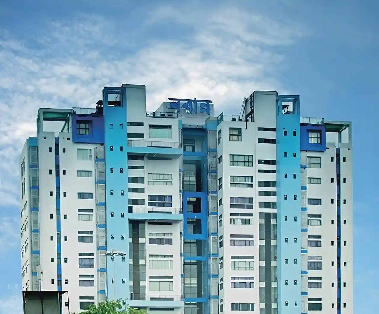 resizeplus_Nabanna_(নবান্ন)_building_facade