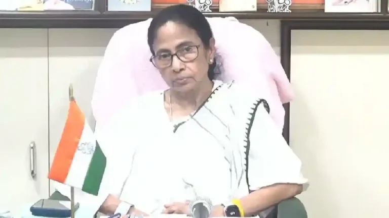resizeplus_eisamay_2026-09-21_8x65jp39_mamata-banerjee