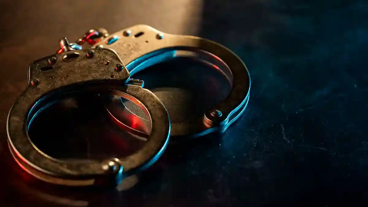 resizeplus_eisamay_2026-09-25_8ftz6t77_ARREST