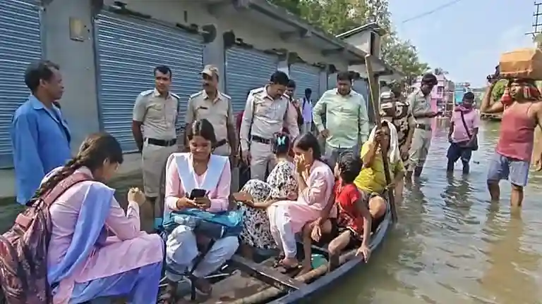 resizeplus_eisamay_2026-09-28_qqht5fa0_flooded-khanakul